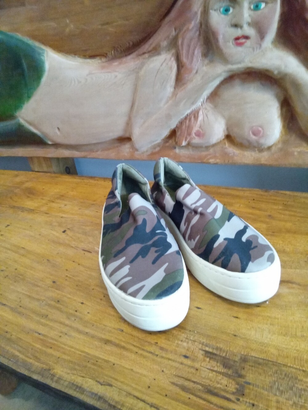 J/Slides